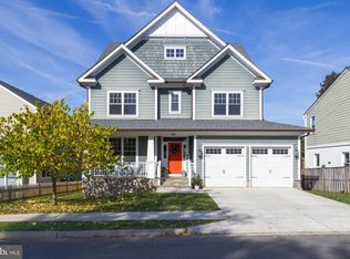 5019 22nd St N, Arlington, VA 22207