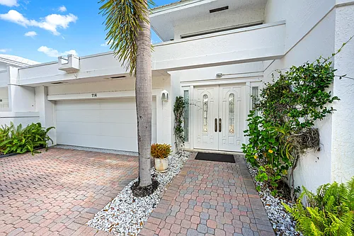 114 Waters Edge Dr Photo 1