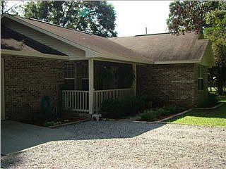 4th image of 255 Van Buren Ave