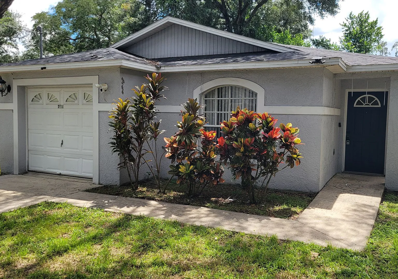 North Tampa 3Br/2Ba with 1-car garage — Photo 2