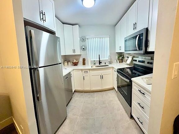 3rd image of 2850 NE 14th Street Cswy APT 110B