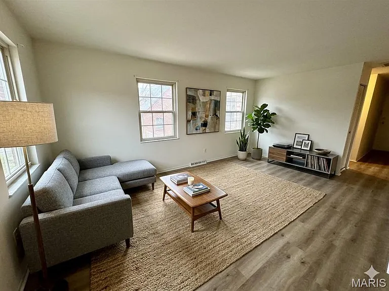 31 S 27th St #D — Photo 7