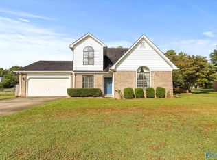 136 Tammy Gaines Ln, Huntsville, AL 35811