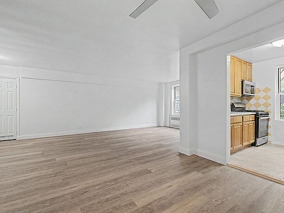 5th image of 2661 Marion Ave APT 2B