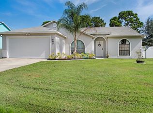 685 Banks St NW, Palm Bay, FL 32907