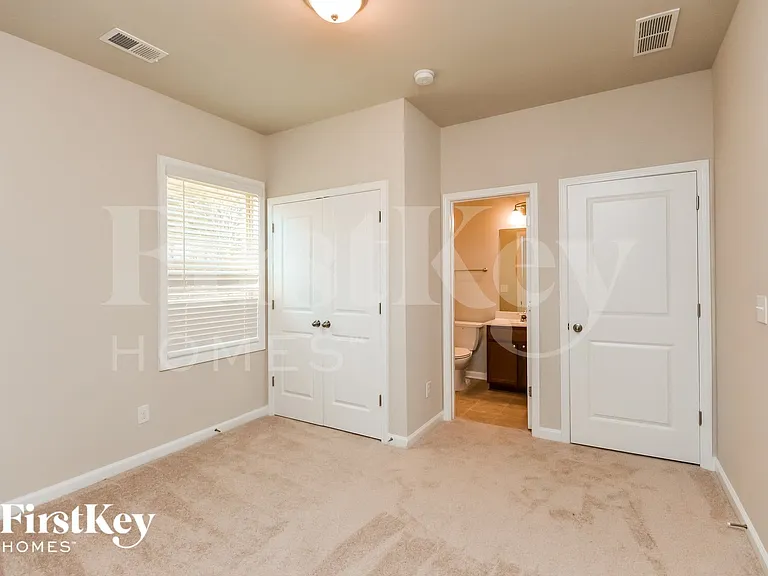 3508 Wheeler Ln — Photo 12