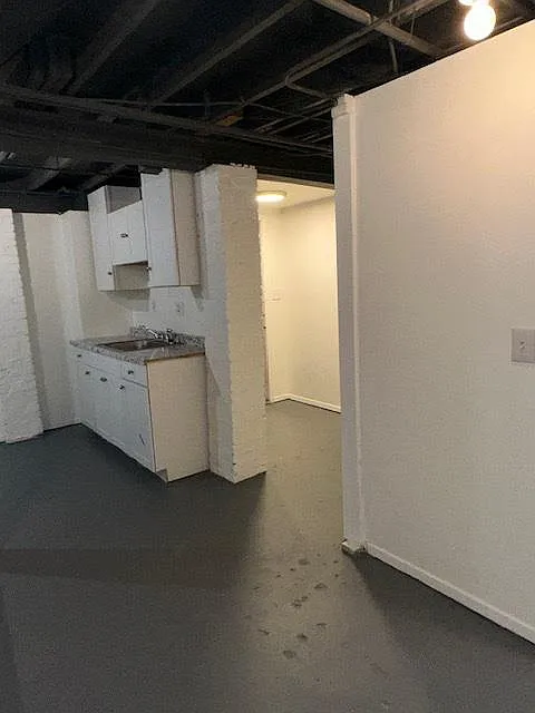 1 bed, 550 sqft, $995 — Photo 4