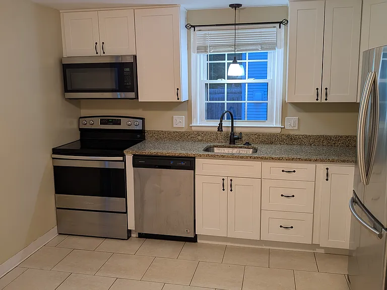 24 Butternut Dr — Photo 1