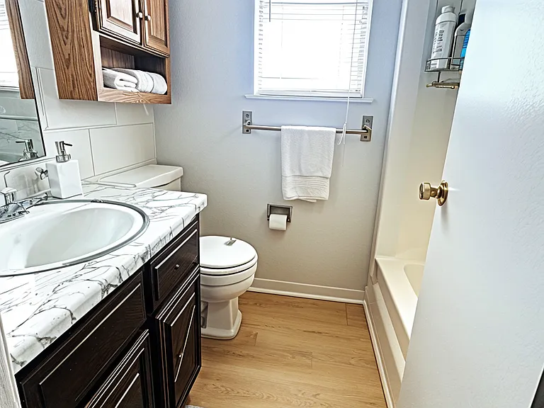 402 S 2nd St #B — Photo 12
