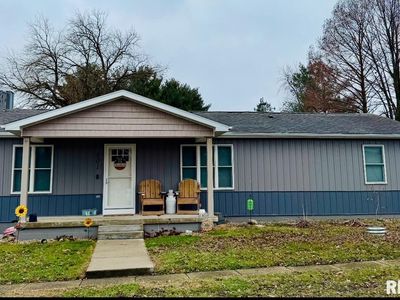 801 Borah Ave, Tovey, IL, 62570