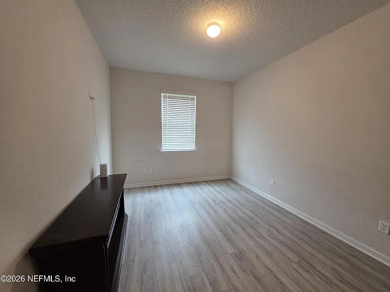 4537 Pine Ridge Pkwy — Photo 6
