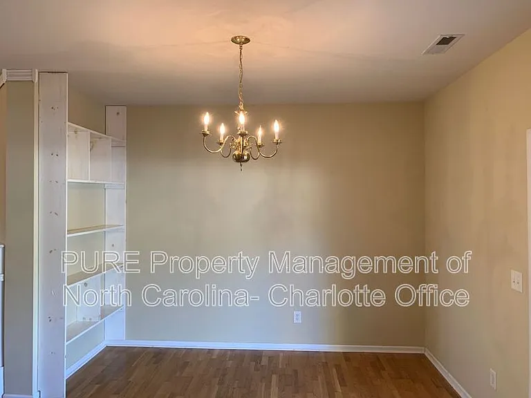 7428 Darblay St — Photo 12