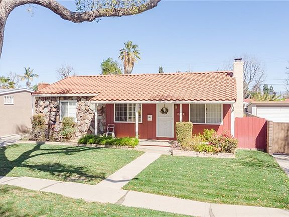 3rd image of 8138 Cantaloupe Ave