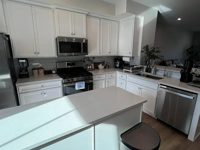 11 Sidney Ln — Photo 7