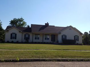 196 Stratford Rd, Hudson, OH 44236