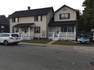 24 Ashley St, Springfield, MA 01105