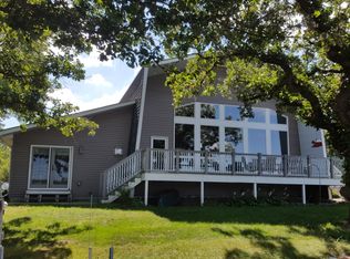 212 Country Club Dr, Lake Park, IA 51347