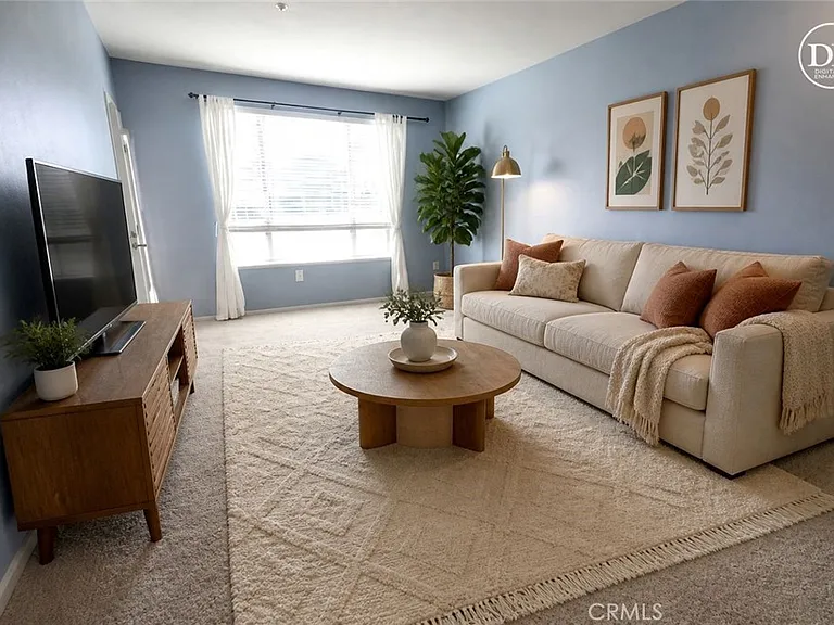 100 S Alameda #206 — Photo 1