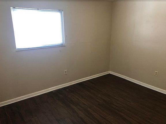 4th image of 1100 Oneil Blvd APT 10