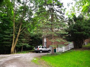 122-124 Morelli Dr, Pittsburgh, PA