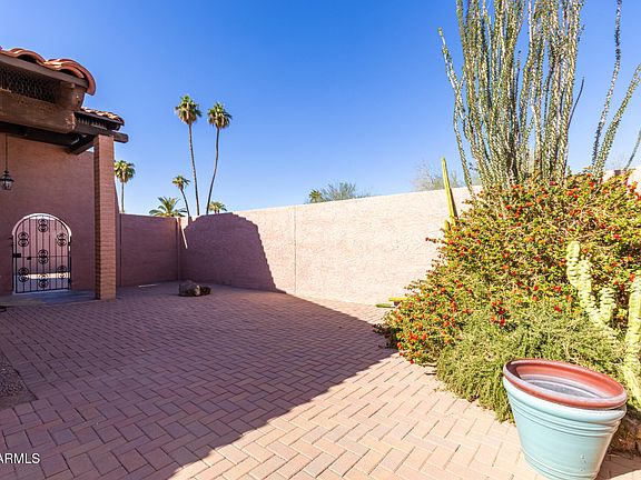 5th image of 2037 E BALBOA Drive