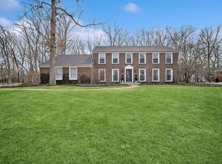 13 Regent Ln, Lincolnshire, IL