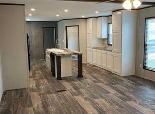 509 W 10th St, Ogden, KS 66517