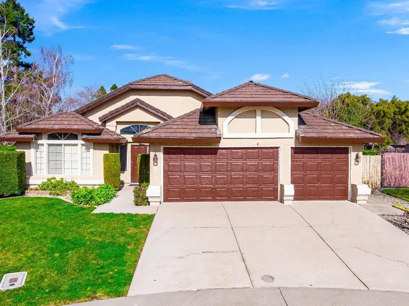 9420 Echo Cliff Ct, Elk Grove, CA 95758