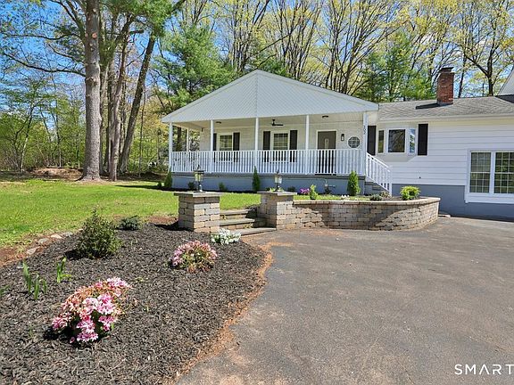 3rd image of 302 Spring Lake Road