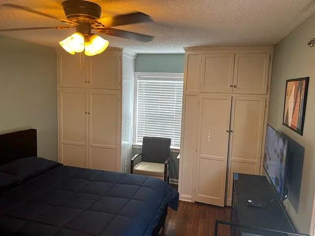 6739 Roe Ave — Photo 15