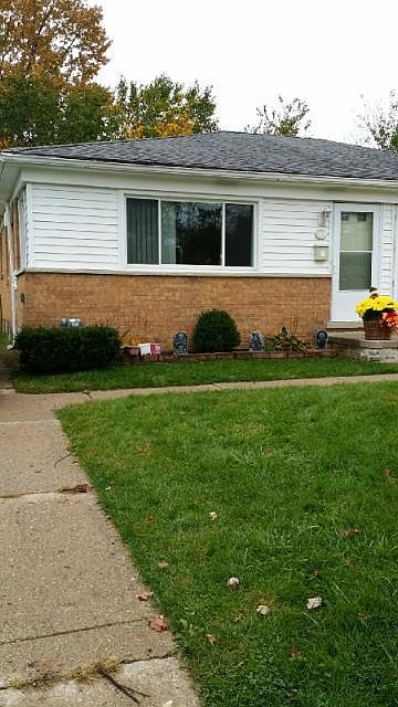 1st image of 2604 Stieber St #76