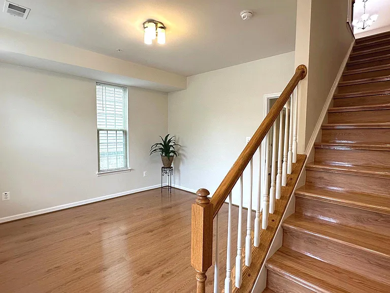 7343 Old Calvary Rd — Photo 4