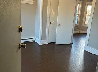 76 Sorrento St APT 2L, Springfield, MA 01108