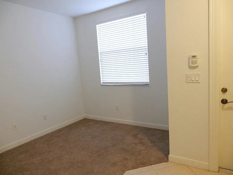 660 Amador Ln #7 — Photo 6