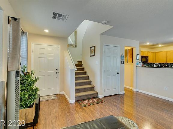 4th image of 8785 Agate Ave