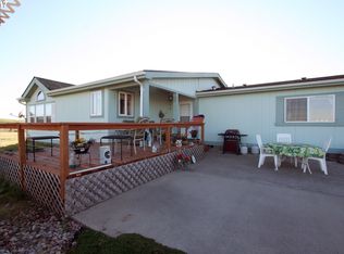 690 Horseshoe Bend Rd, Centerville, WA 98613