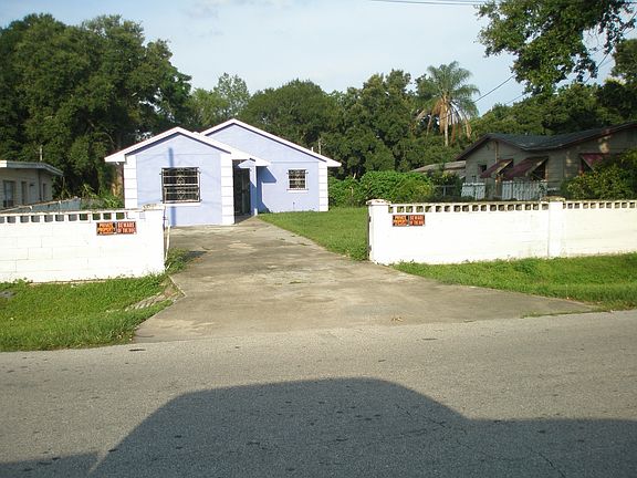 Fenced Yard - front view