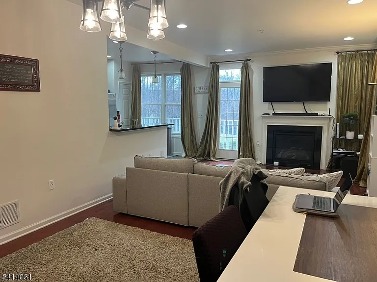 18 Ashley Ct — Photo 29