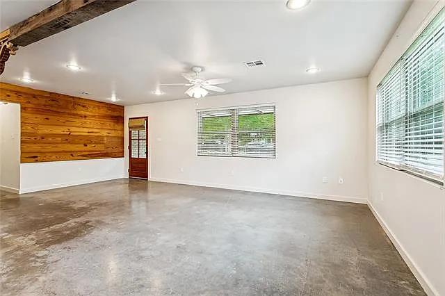 426 Lafitte St — Photo 5