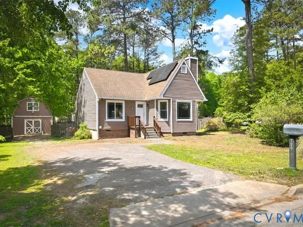 700 Royal Crescent Dr, North Chesterfield, VA 23236