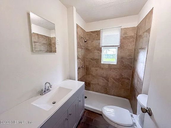 5th image of 1826 Brooker Rd