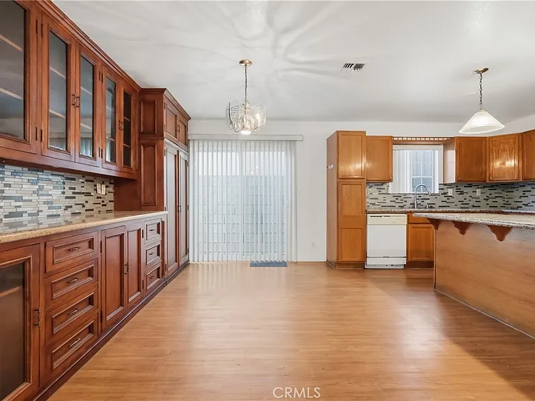 2211 Barbour Ct — Photo 16