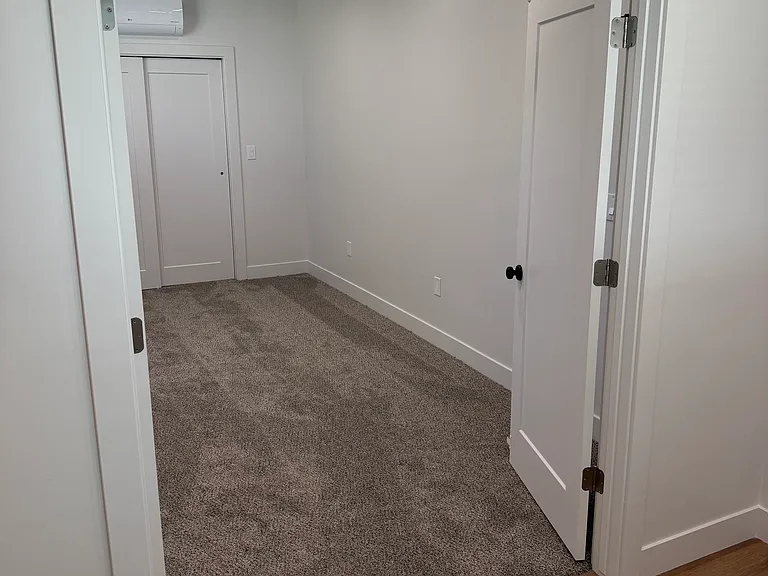 120 N 500 E — Photo 28