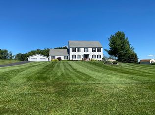 471 Ridge Rd, Campbell Hall, NY 10916