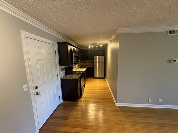 3rd image of 6680 Charlotte Pike APT A12