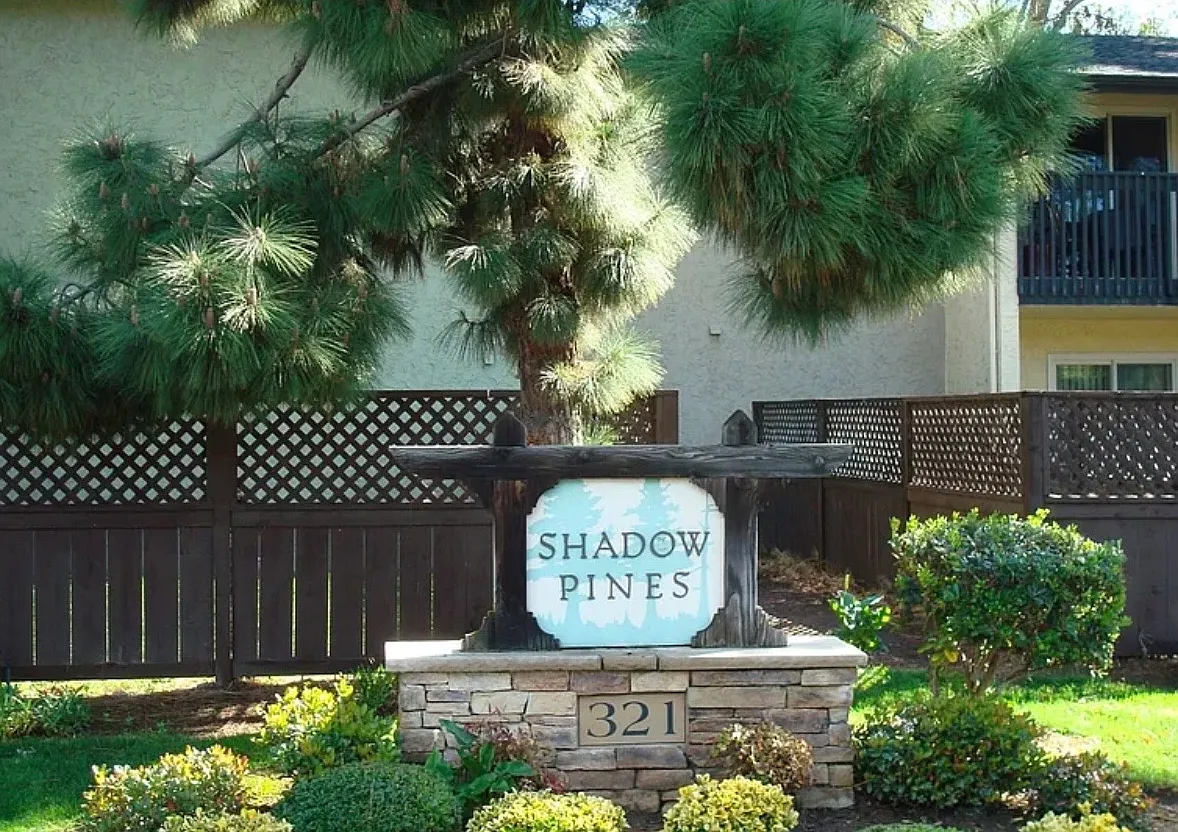 2 bed, 1000 sqft, $2,500 — Photo 1