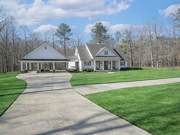 5th image of 1652 Pierce Rd