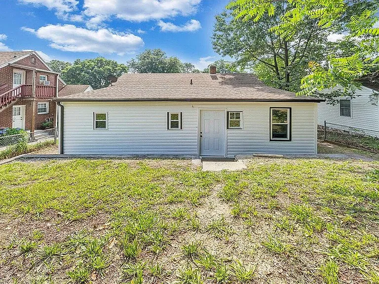 2109 Colgate St NE — Photo 20