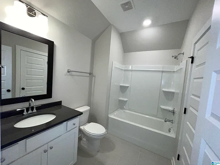 4783 Silas Ave — Photo 6