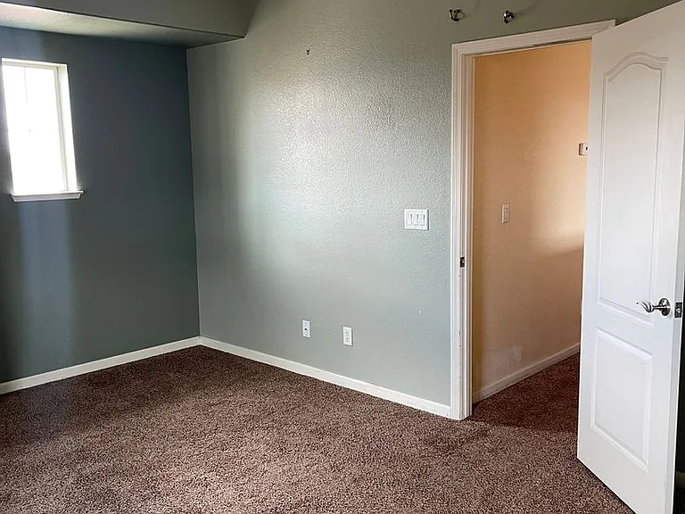 1746 Olive Branch Ct — Photo 25